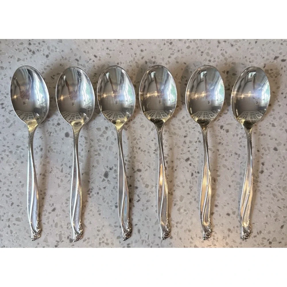 6 PC 1961 GAIETY Wm Rogers & Son Cream Soup Spoons #8614